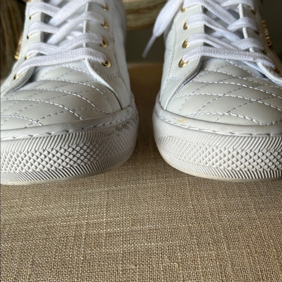 GUESS White & Gold Sneakers - Picture 10 of 13
